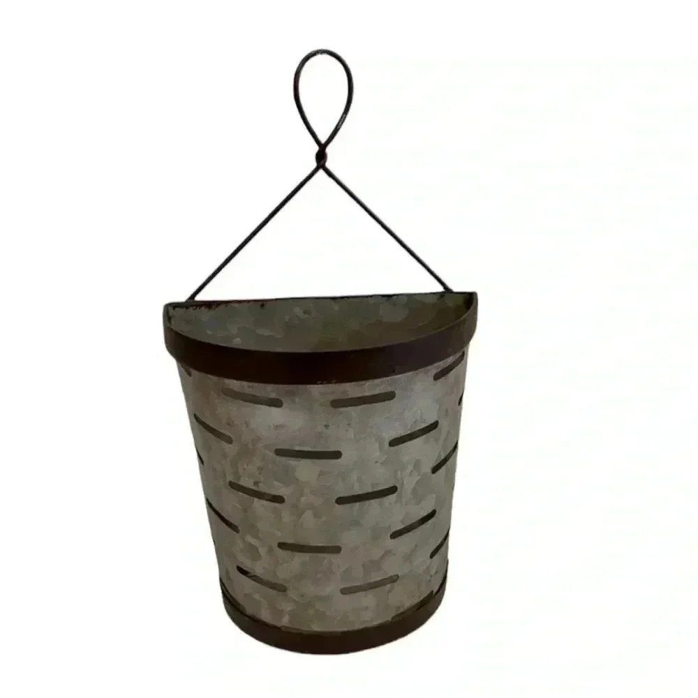 Olive basket decor
